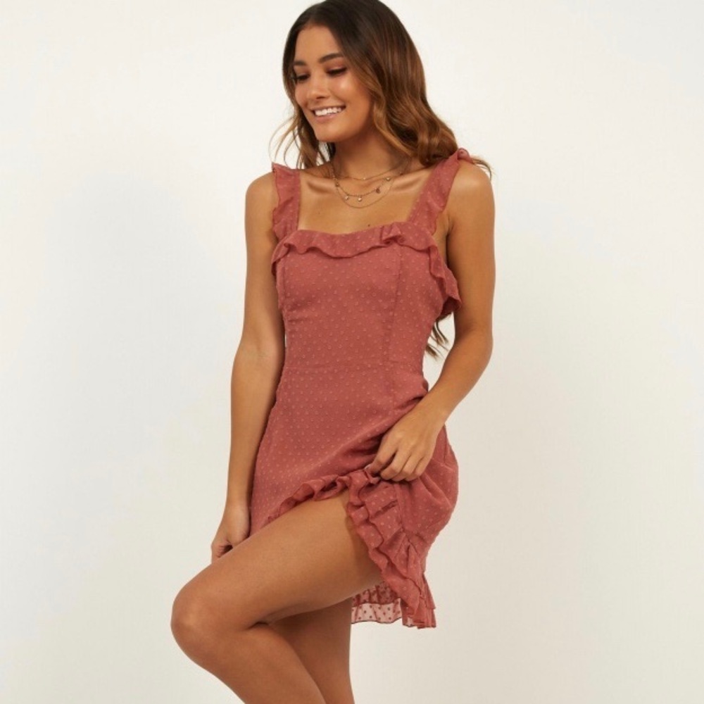 NWT Showpo. Dream Everyday Dress in Dusty Rose